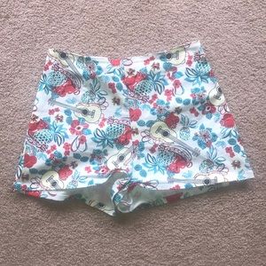 High waist guitar print shorts